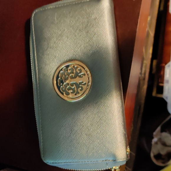 Like new DASEIN WALLET - Picture 2 of 3
